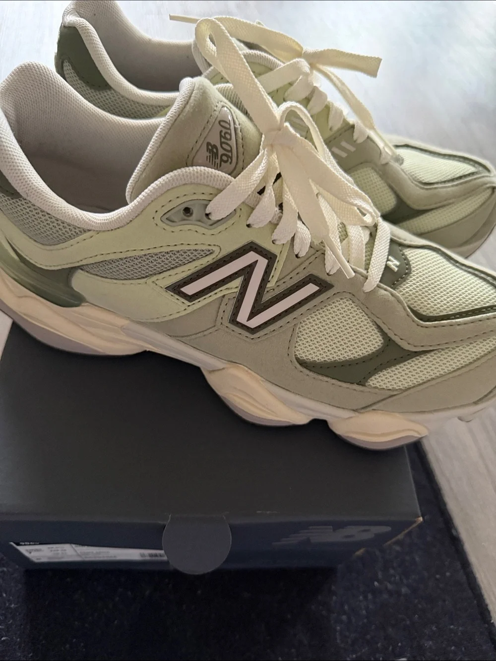 New balance 9060 big kid